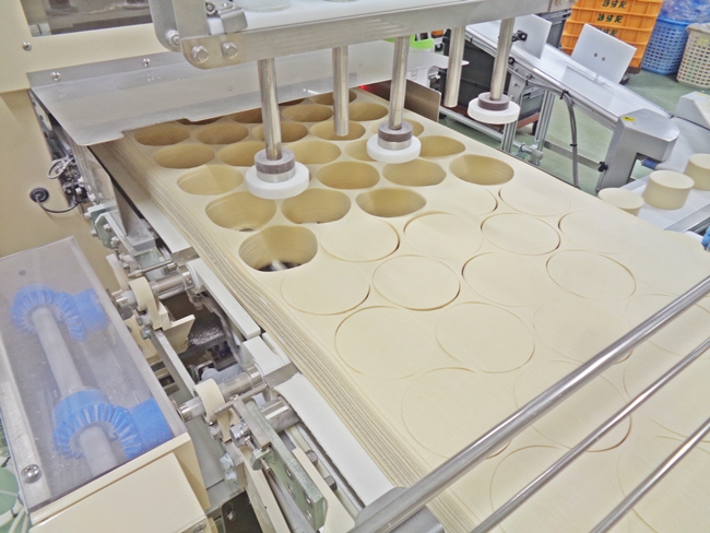 餃子移行コンベア